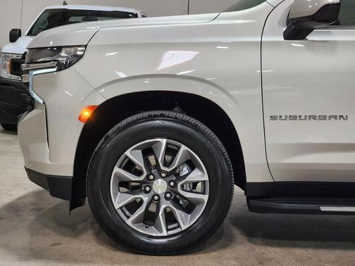 2021 Chevrolet Suburban LS