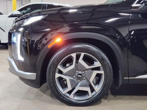 Black 2024 Hyundai PALISADE Limited