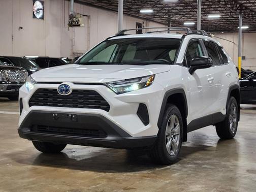 2024 Toyota RAV4 Hybrid LE