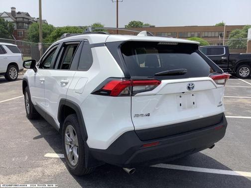 2024 Toyota RAV4 Hybrid LE