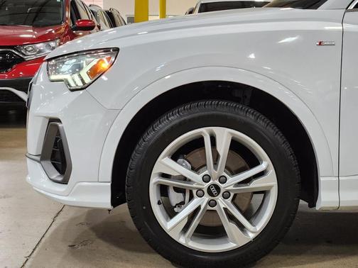 2021 Audi Q3 45 S line Premium Plus