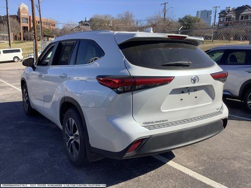 2023 Toyota Highlander XLE