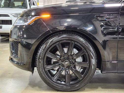2022 Land Rover Range Rover Sport HSE Silver Edition