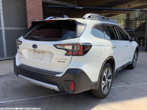 2020 Subaru Outback Touring