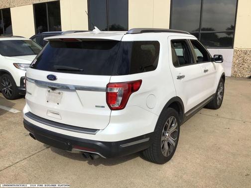 2018 Ford Explorer Platinum