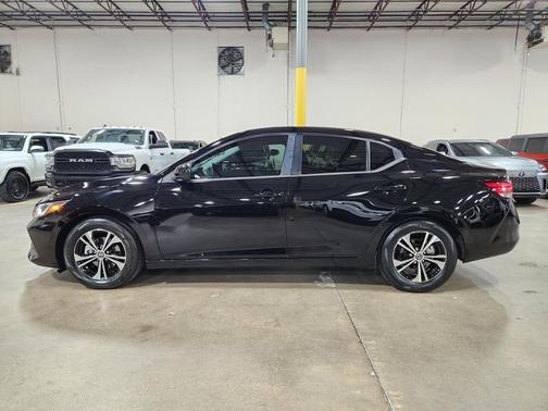 Black 2023 Nissan Sentra SV
