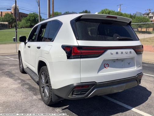 2023 Lexus LX 600 Premium