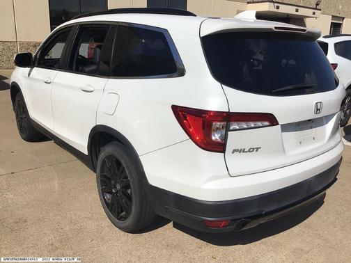 White 2022 Honda Pilot Special Edition