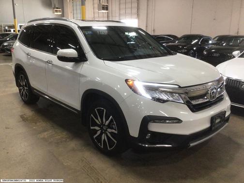 2022 Honda Pilot Touring 7-Passenger