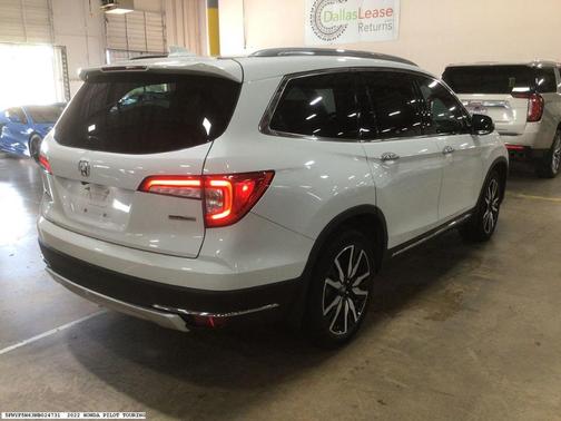 2022 Honda Pilot Touring 7-Passenger