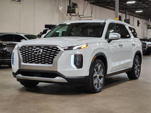 White 2022 Hyundai PALISADE SEL