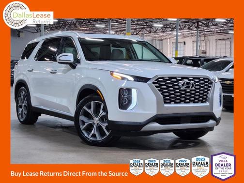 White 2022 Hyundai PALISADE SEL