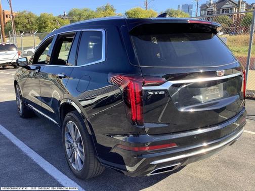 2022 Cadillac XT6 Premium Luxury FWD