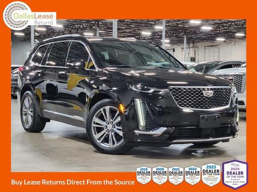 2022 Cadillac XT6 Premium Luxury FWD