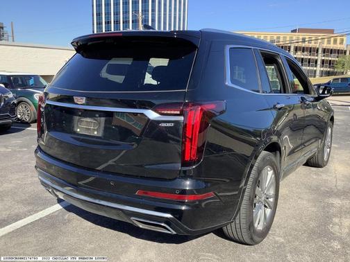 2022 Cadillac XT6 Premium Luxury FWD
