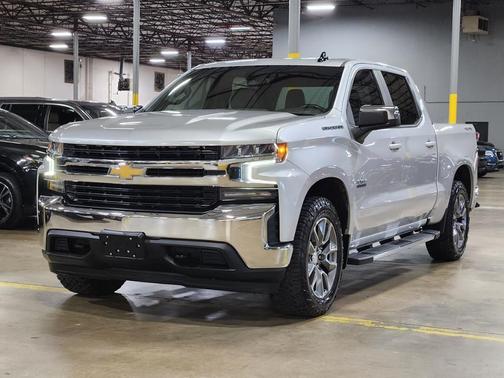 Silver 2019 Chevrolet Silverado 1500 LT