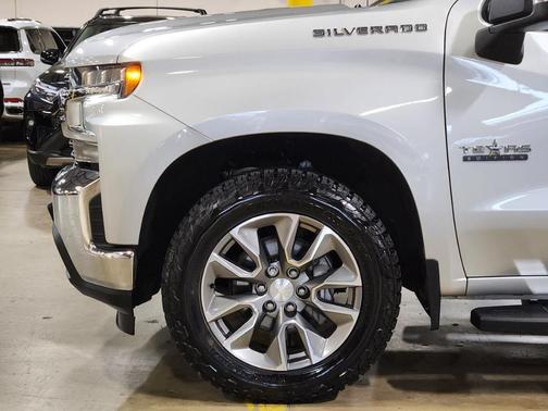 Silver 2019 Chevrolet Silverado 1500 LT