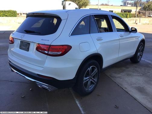2018 Mercedes-Benz GLC 300 Base 4MATIC
