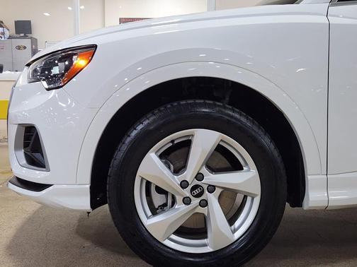 2021 Audi Q3 40 Premium