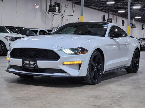 2022 Ford Mustang EcoBoost Premium
