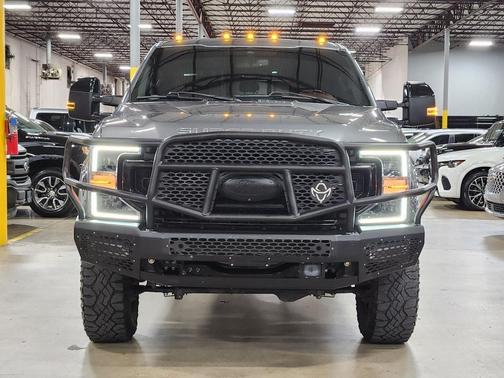 2022 Ford F-250 Platinum