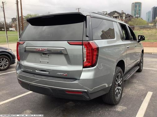 2024 GMC Yukon XL AT4