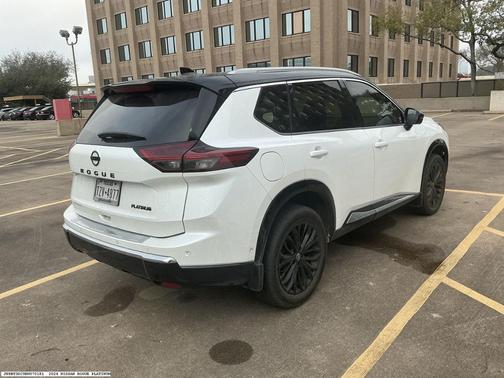 2024 Nissan Rogue Platinum
