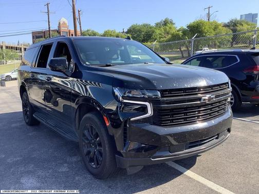 2022 Chevrolet Suburban LT