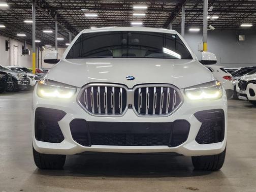 2023 BMW X6 xDrive40i