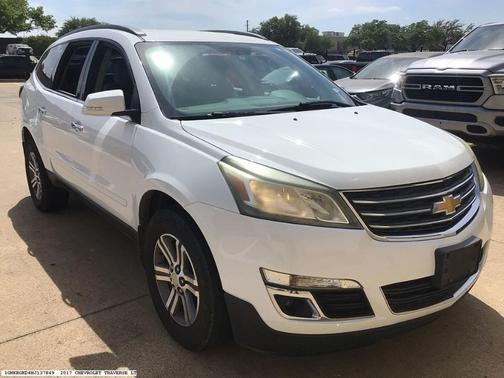 White 2017 Chevrolet Traverse 1LT
