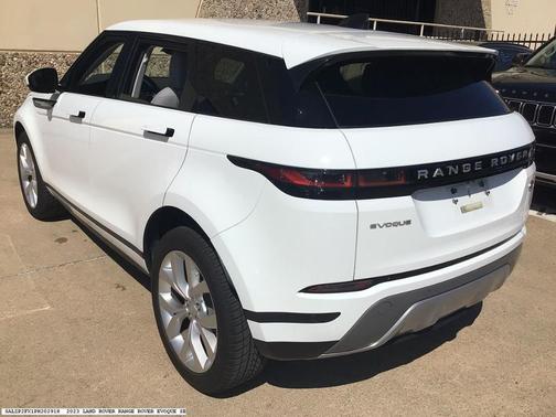 Fuji White 2023 Land Rover Range Rover Evoque SE
