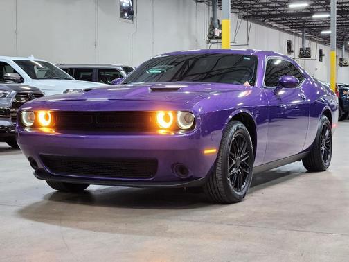 Blue 2019 Dodge Challenger SXT