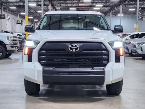 2022 Toyota Tundra SR5