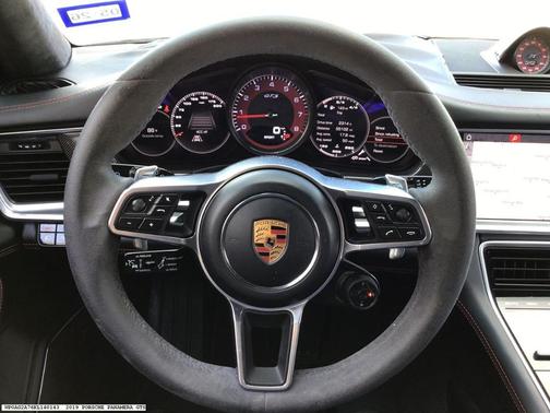 2019 Porsche Panamera GTS