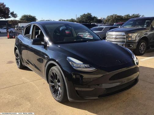 2023 Tesla Model Y Long Range