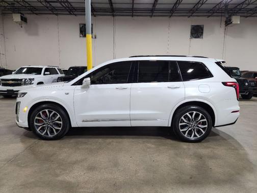 2023 Cadillac XT6 Sport AWD