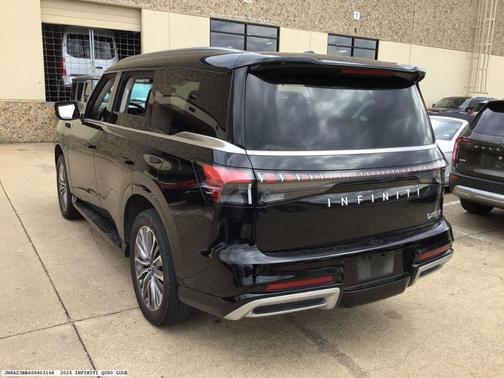 Black Obsidian 2025 INFINITI QX80 Luxe