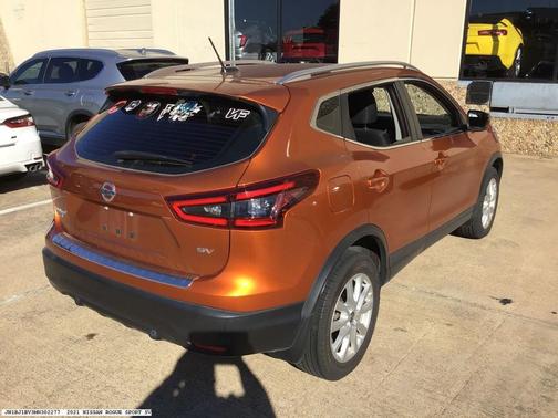 2021 Nissan Rogue Sport SV