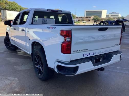 2022 Chevrolet Silverado 1500 Custom