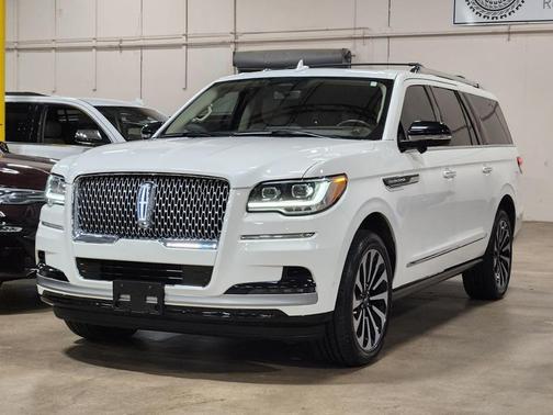 2023 Lincoln Navigator L Reserve