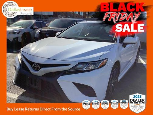 2020 Toyota Camry SE