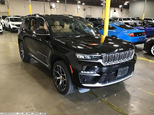 2022 Jeep Grand Cherokee Summit