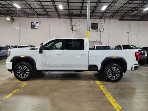 2023 GMC Sierra 2500 AT4