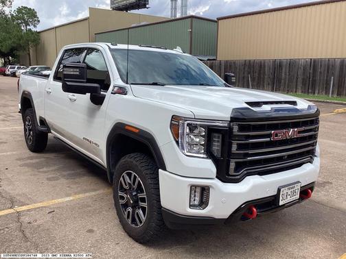2023 GMC Sierra 2500 AT4