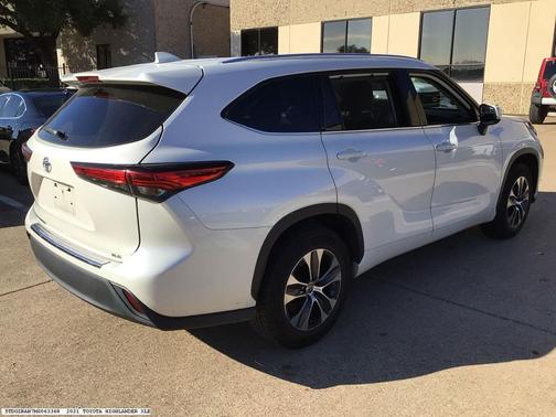 2021 Toyota Highlander XLE