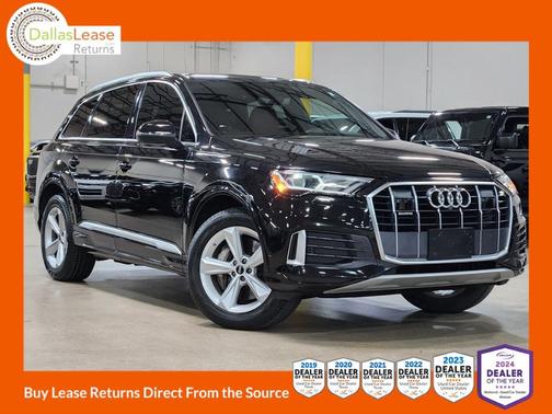 2022 Audi Q7 45 Premium Plus