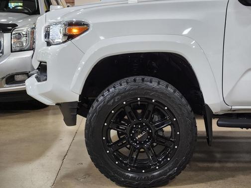 2020 Toyota Tacoma TRD Sport