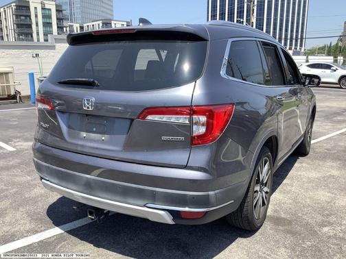 2021 Honda Pilot Touring 8-Passenger