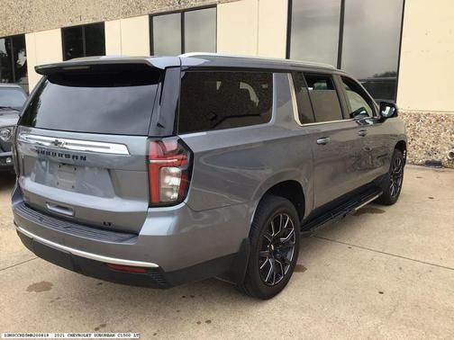 2021 Chevrolet Suburban LT