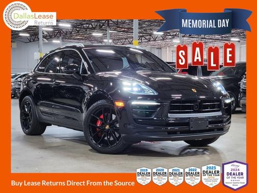 2022 Porsche Macan S